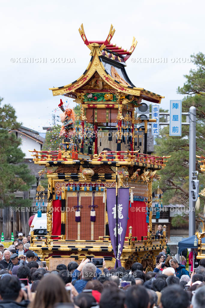 岐阜県　春の高山祭　龍神台のからくり奉納