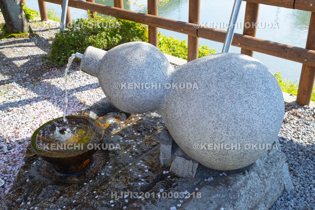 岐阜県　墨俣城　出世の泉