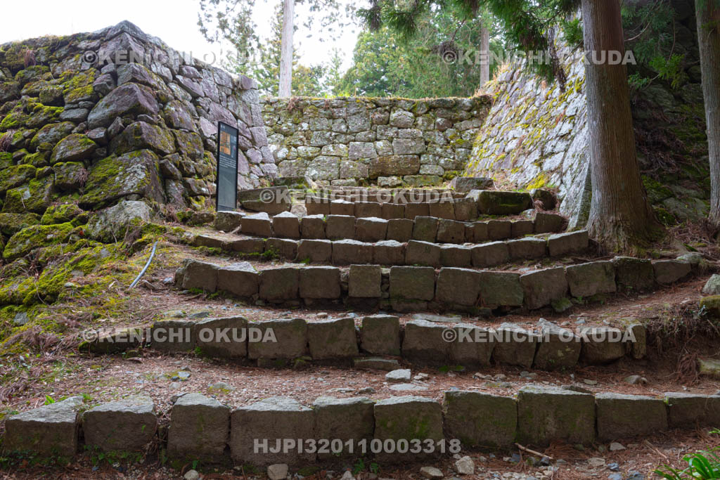 岐阜県　岩村城　埋門