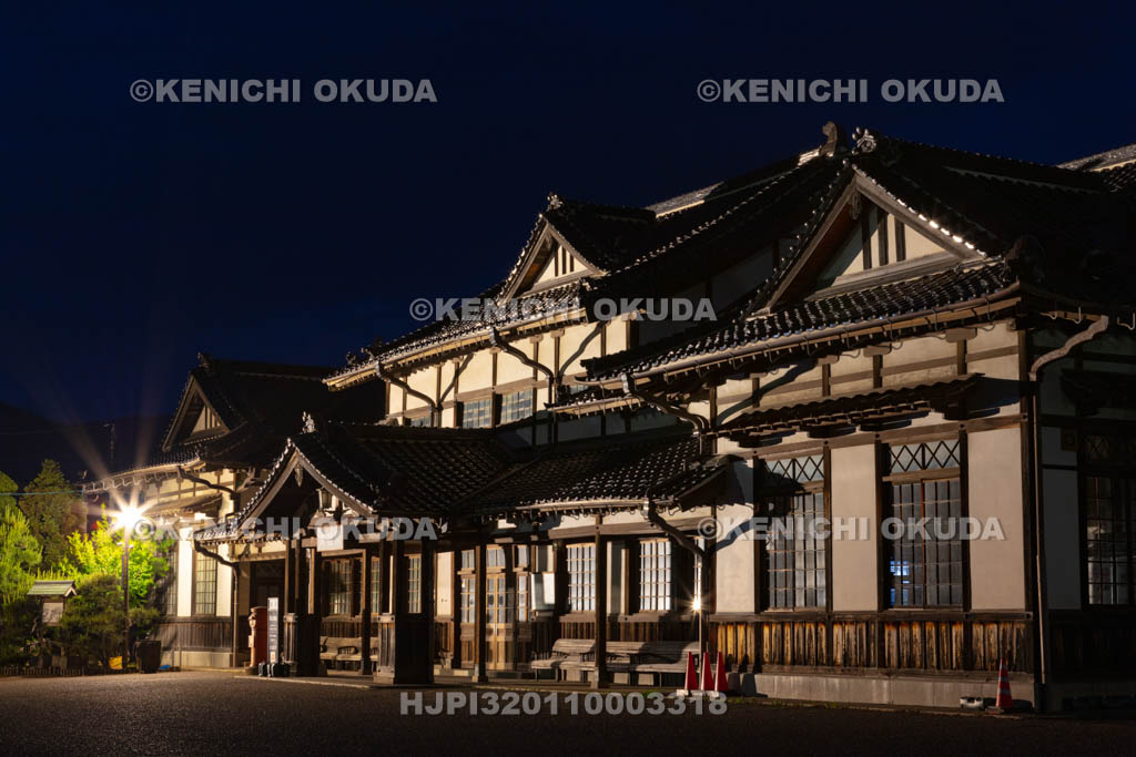 島根県　旧大社駅の夜景