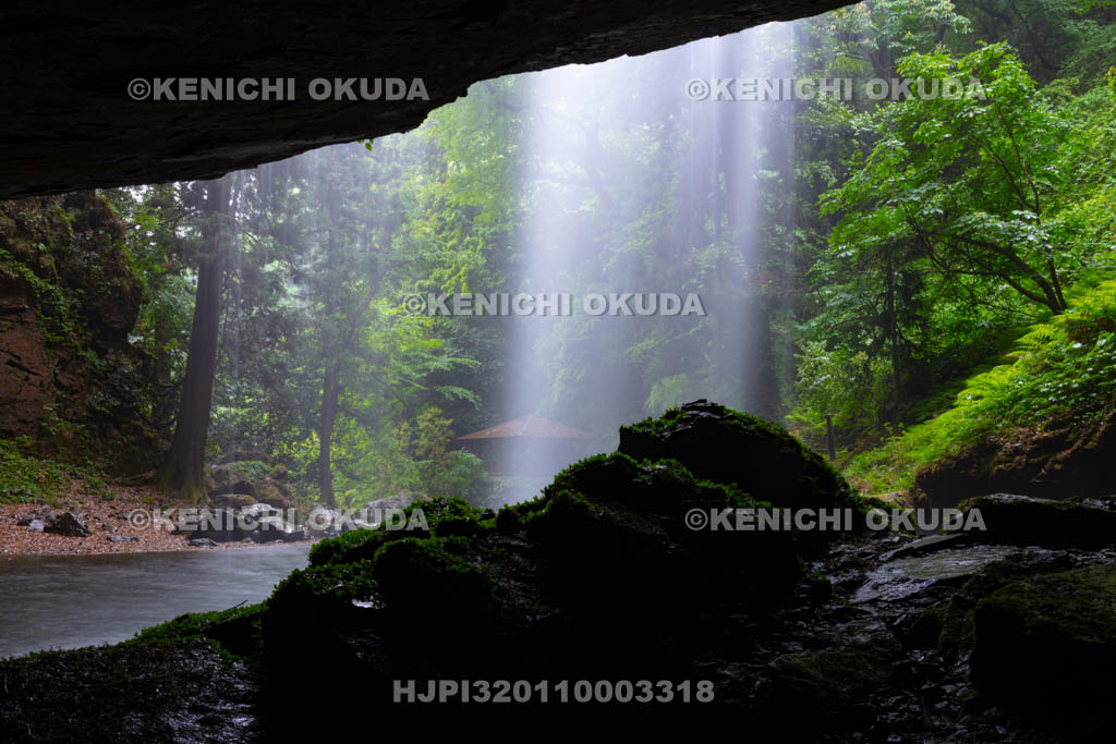 島根県　龍頭ヶ滝　雄滝