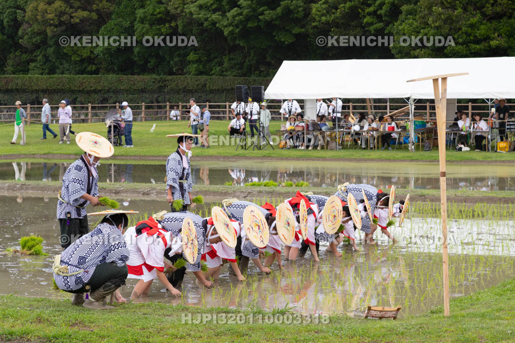 三重県　磯部の御神田