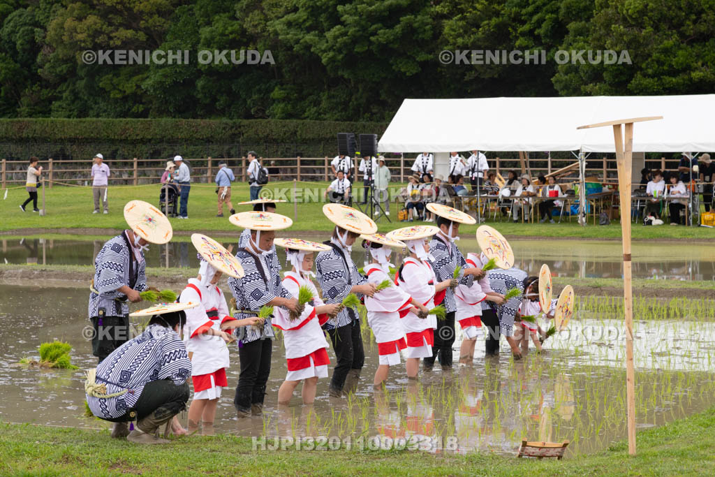 三重県　磯部の御神田