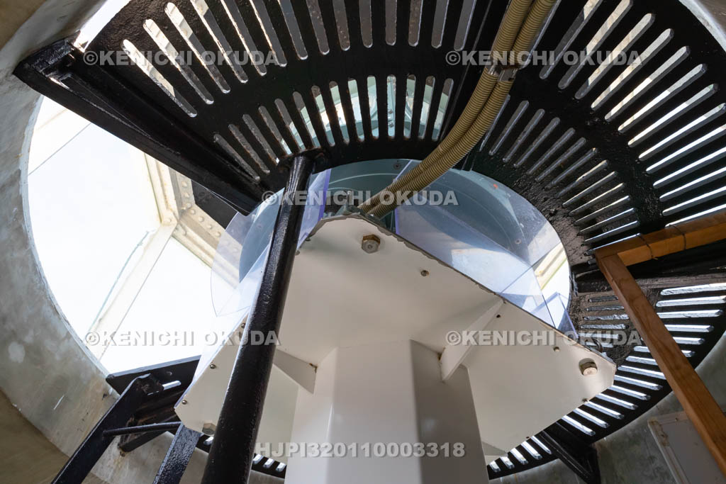 三重県　安乗崎灯台の内部