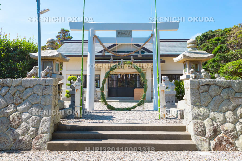 三重県　大王崎　波切神社の社殿
