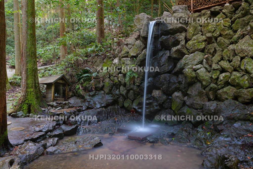三重県　天の岩戸　恵利原の水穴　禊滝