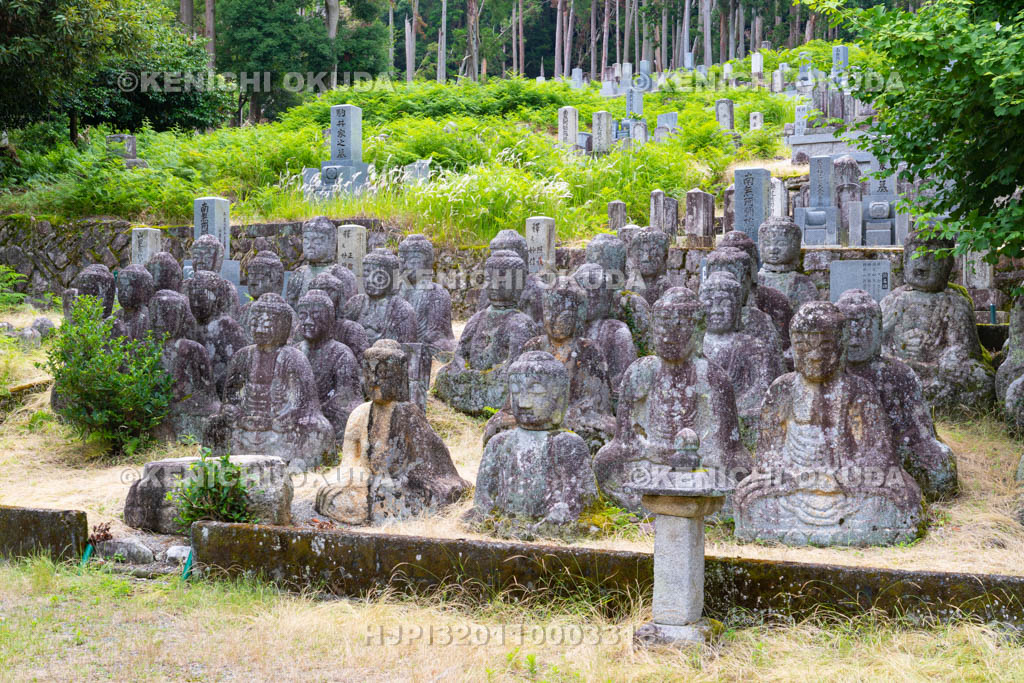 滋賀県 鵜川四十八体石仏群