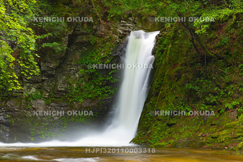 三重県　赤目四十八滝　琵琶滝
