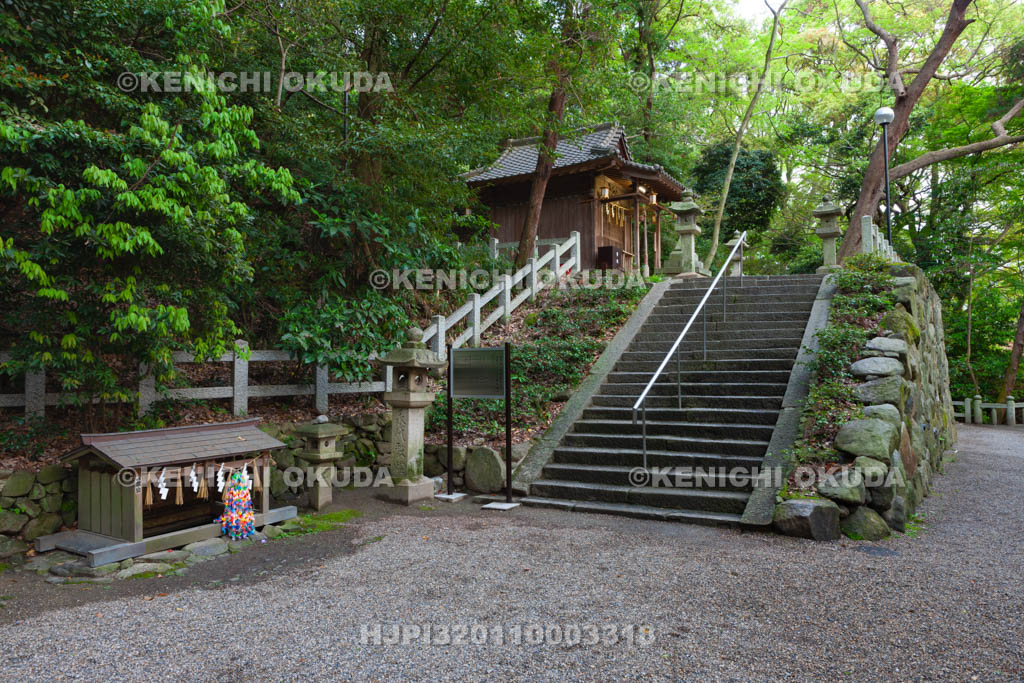 大阪府　枚岡神社　末社　天神地祇社