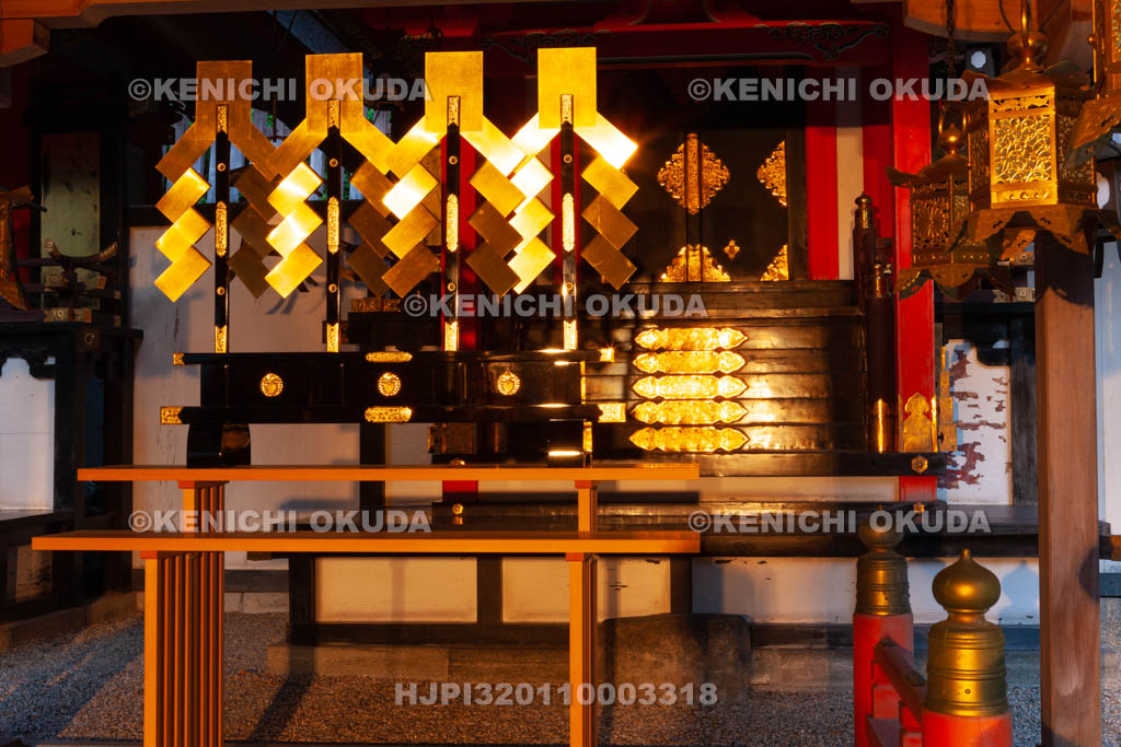 大阪府　枚岡神社　本殿