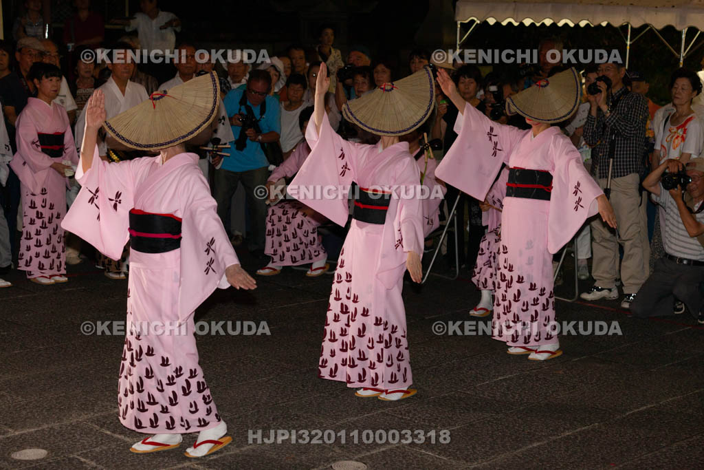 大阪府　枚岡神社　枚岡燈明祭　越中おわら　風の盆奉納