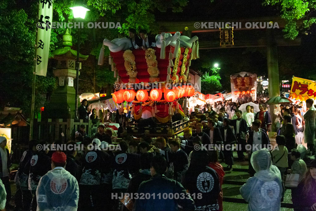 大阪府　枚岡神社　秋郷祭　太鼓台の宮出