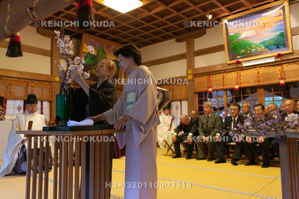 大阪府　枚岡神社　桜花祭