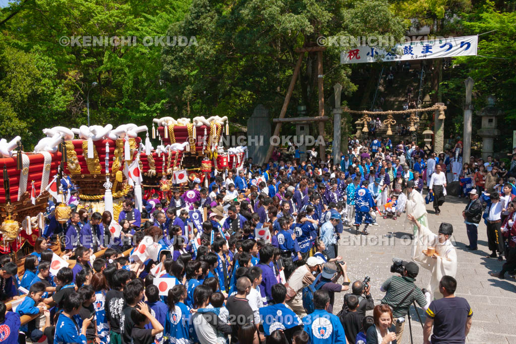 大阪府　枚岡神社　小太鼓まつり