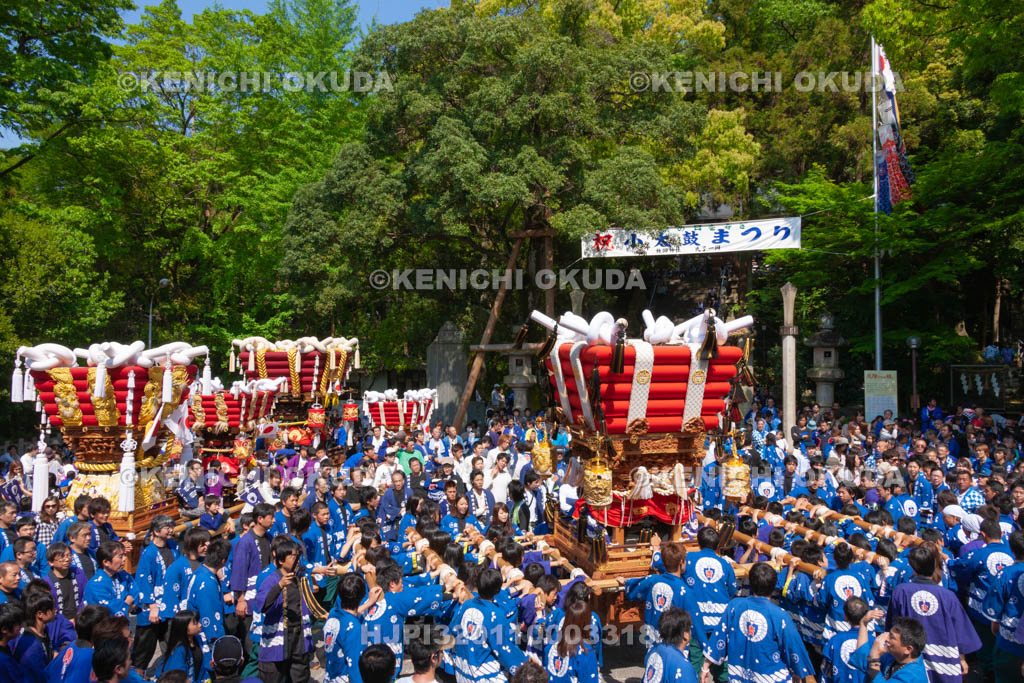 大阪府　枚岡神社　小太鼓まつり　太鼓台中担