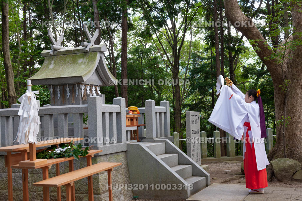 大阪府　枚岡神社　神津嶽本宮例祭　神楽奉奏