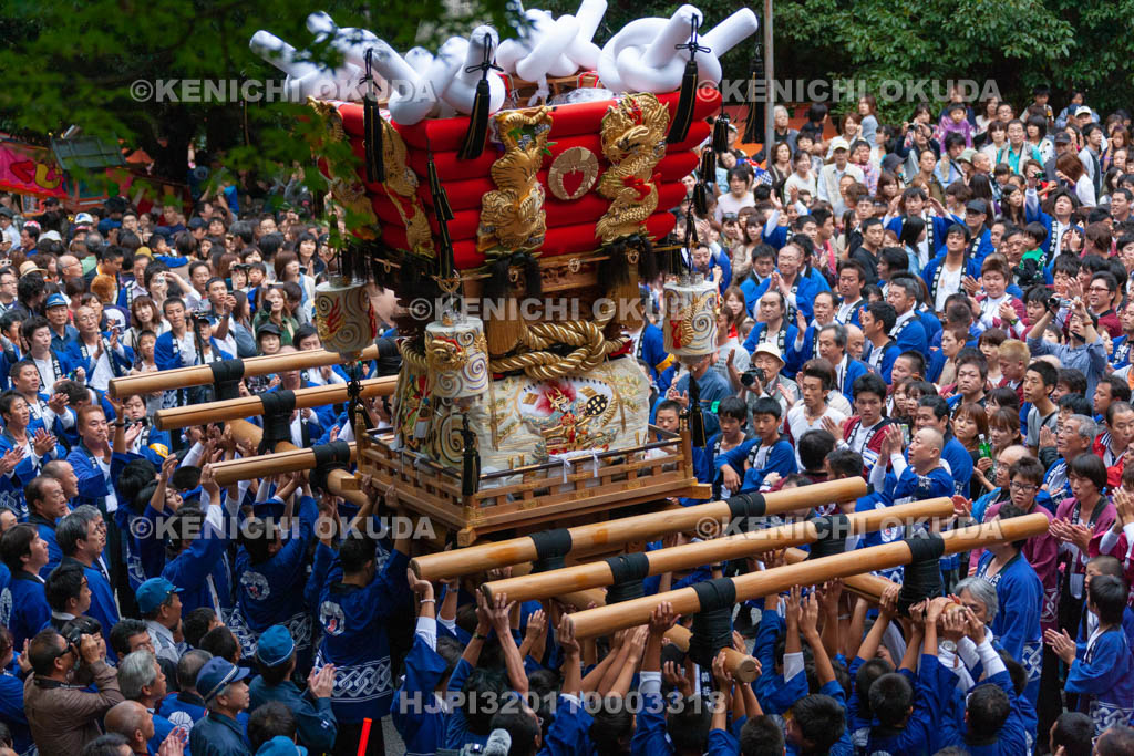 大阪府　枚岡神社　秋郷祭　太鼓台中担　差し上げ