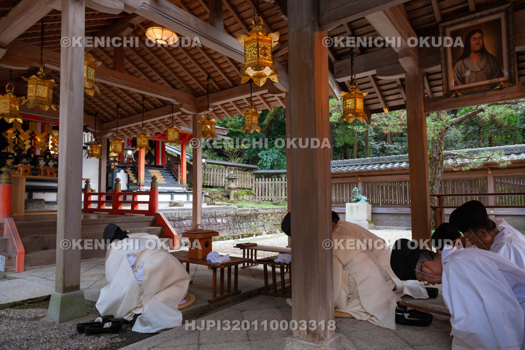 大阪府　枚岡神社　粥占神事
