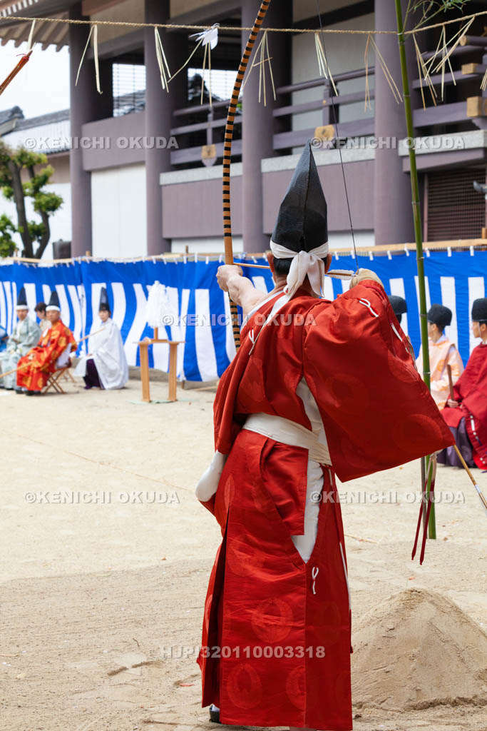 大阪府　石切劔箭神社　古式弓道大的神事