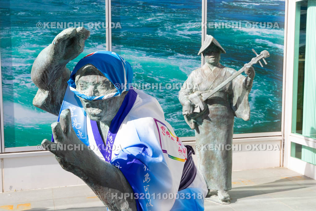 徳島県 徳島阿波おどり空港 阿波踊り像