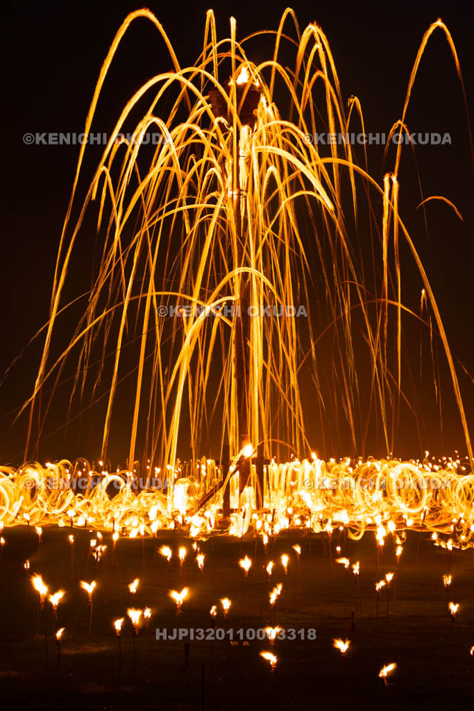 京都府 花背の松上げ