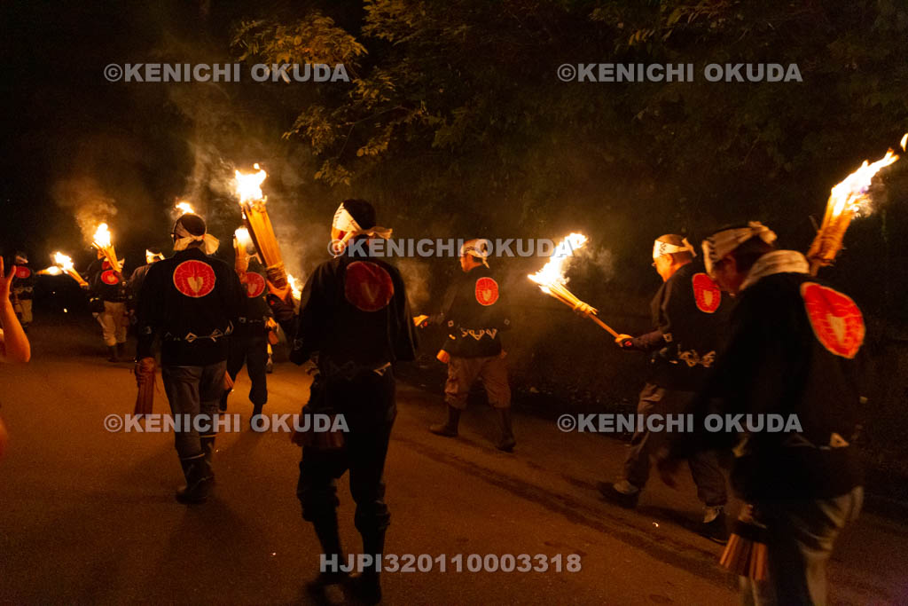 京都府　花背の松上げ