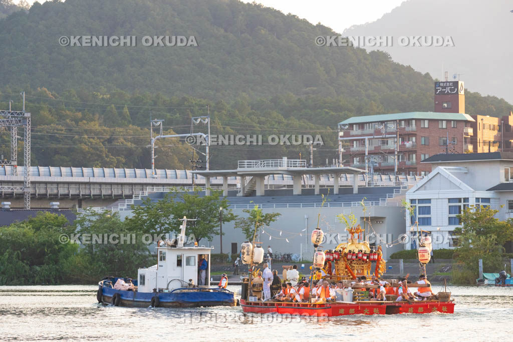 滋賀県　建部大社　船幸祭　船渡御