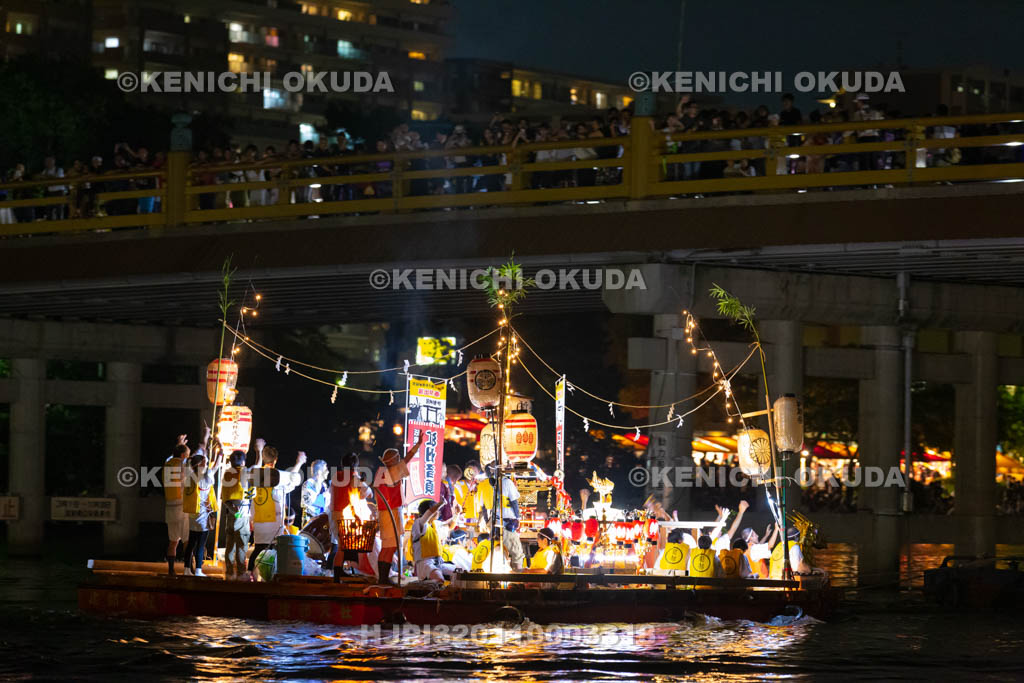 滋賀県　建部大社　船幸祭　船渡御