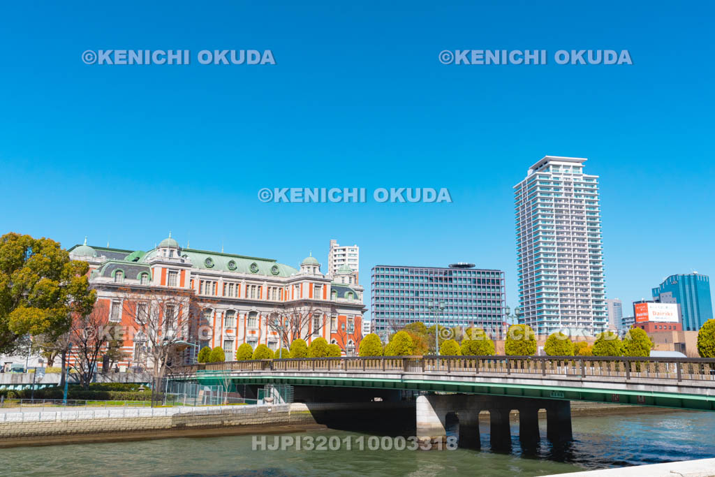 大阪府 栴檀木橋と中央公会堂