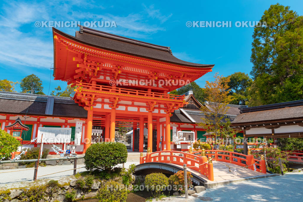 京都府　上賀茂神社　楼門