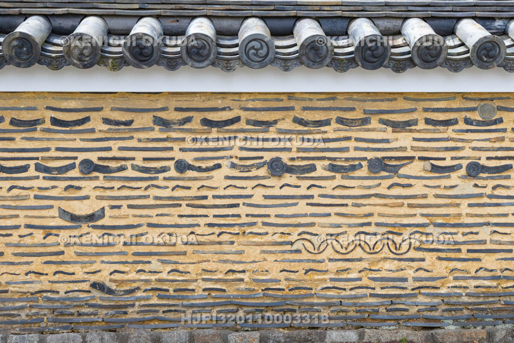 京都府　大徳寺　龍光院付近の土壁