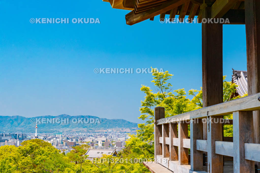 京都府　清水寺　清水の舞台と京都市街