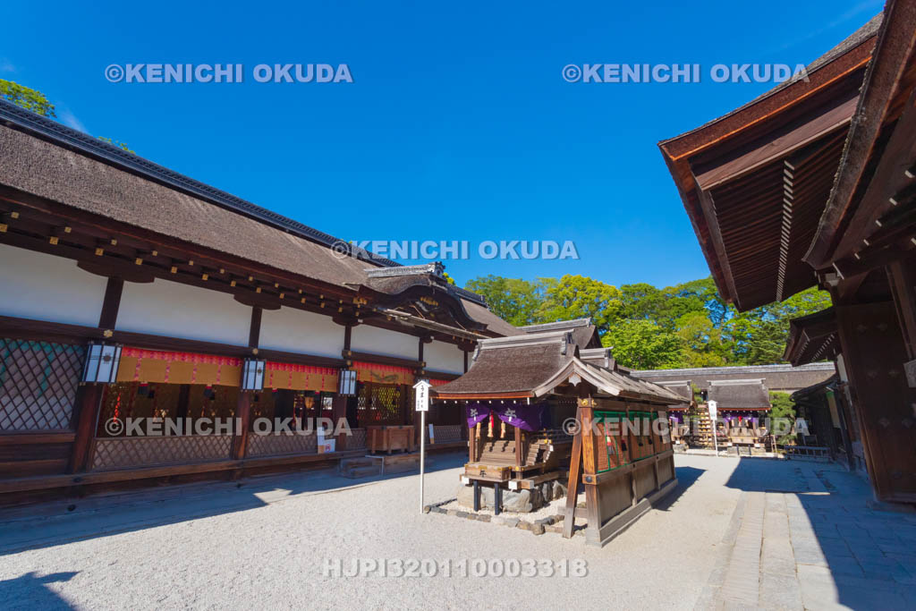 京都府　下鴨神社　幣殿と言社