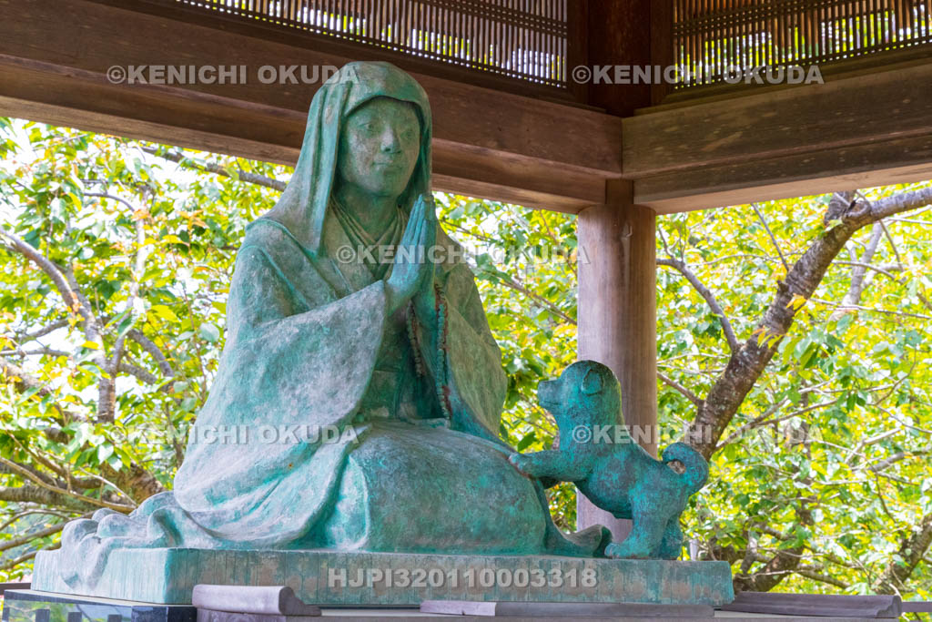 京都府　善峯寺　桂昌院の像
