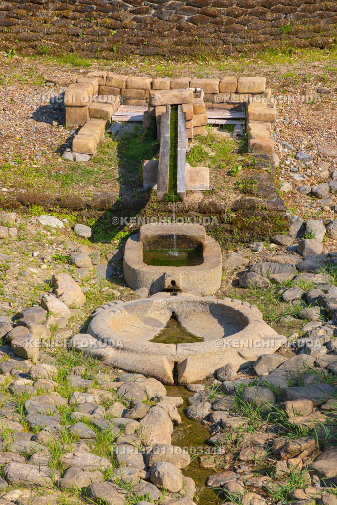 奈良県　明日香村　亀形石造物