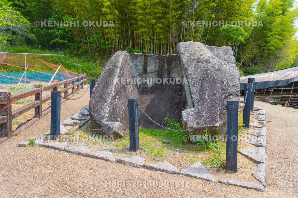 奈良県　明日香村　鬼の雪隠
