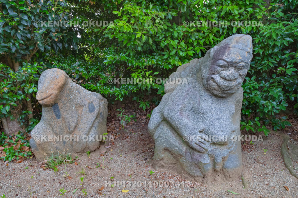 奈良県 明日香村 吉備姫王墓(檜隈墓) 猿石