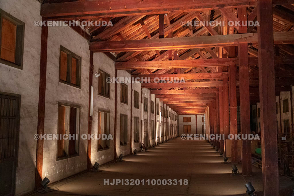 群馬県　富岡製糸場　東置繭所（2階部分内部）