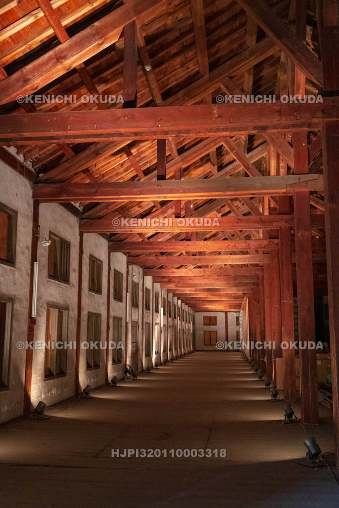 群馬県　富岡製糸場　東置繭所（2階部分内部）