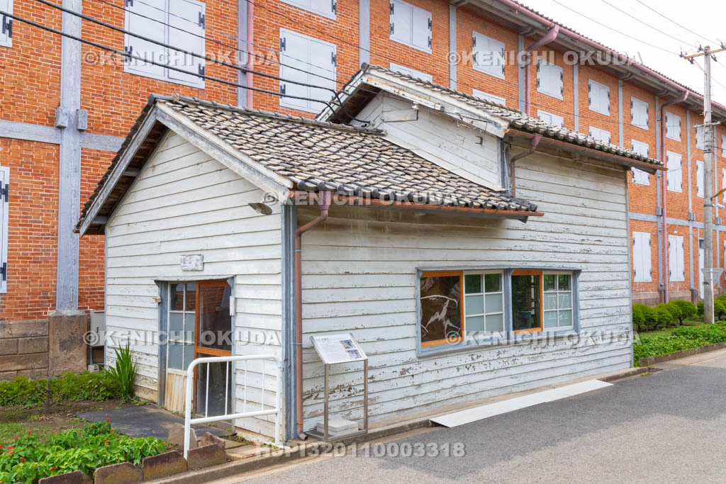 群馬県　富岡製糸場　高圧変電所