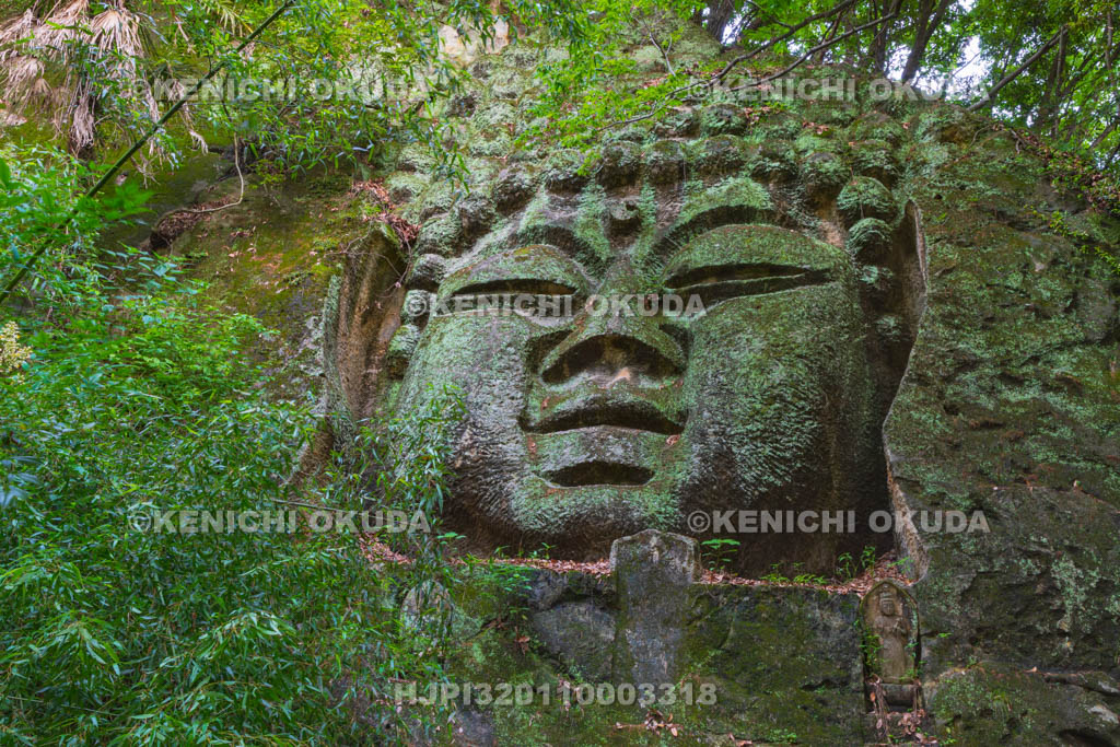 群馬県　長厳寺　磨崖仏