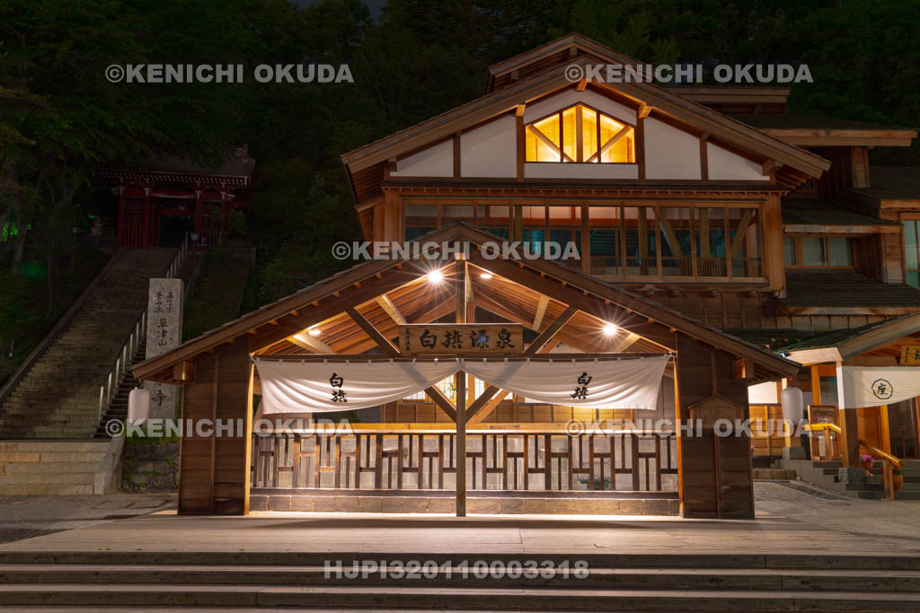 群馬県　草津温泉　白旗源泉の夜景
