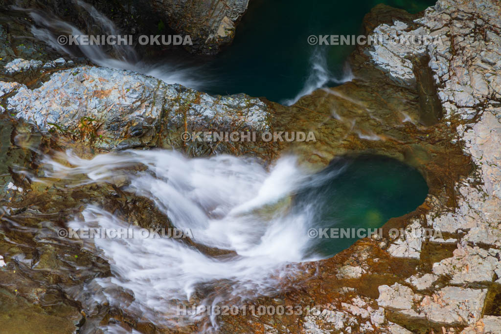 群馬県　四万の甌穴