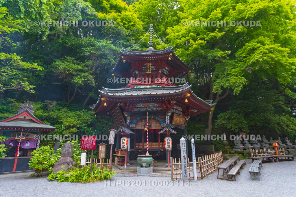 群馬県　水澤寺　六角堂