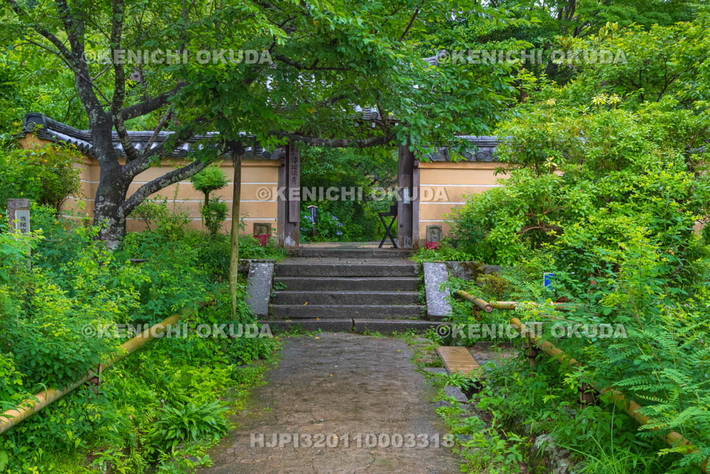 京都府　浄瑠璃寺　山門