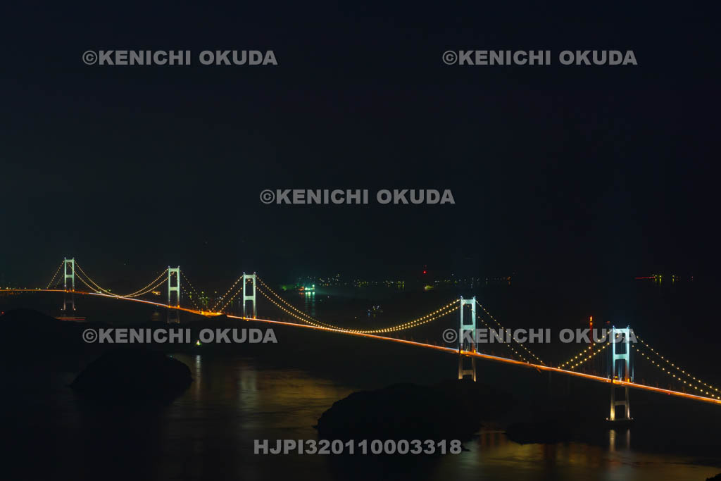 愛媛県　来島海峡　来島海峡大橋の夜景