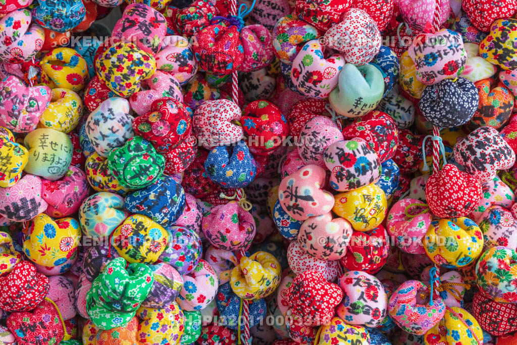 愛媛県　道後温泉街　円満寺　お結び玉