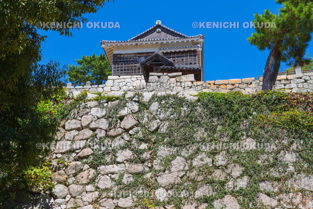 愛媛県　松山城　戸無門と筒井門
