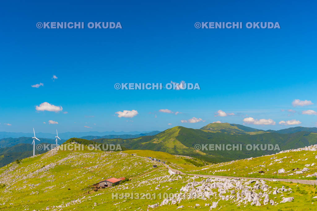 愛媛県　四国カルスト　五段高原付近