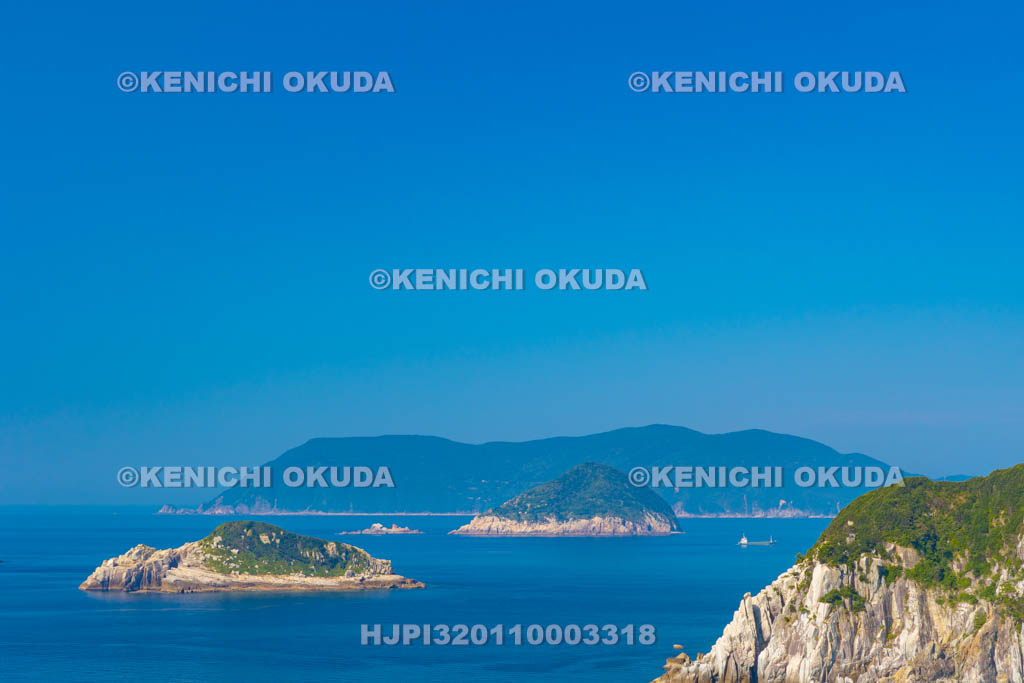 高知県　観音岩展望台からの眺望　沖の島ほか